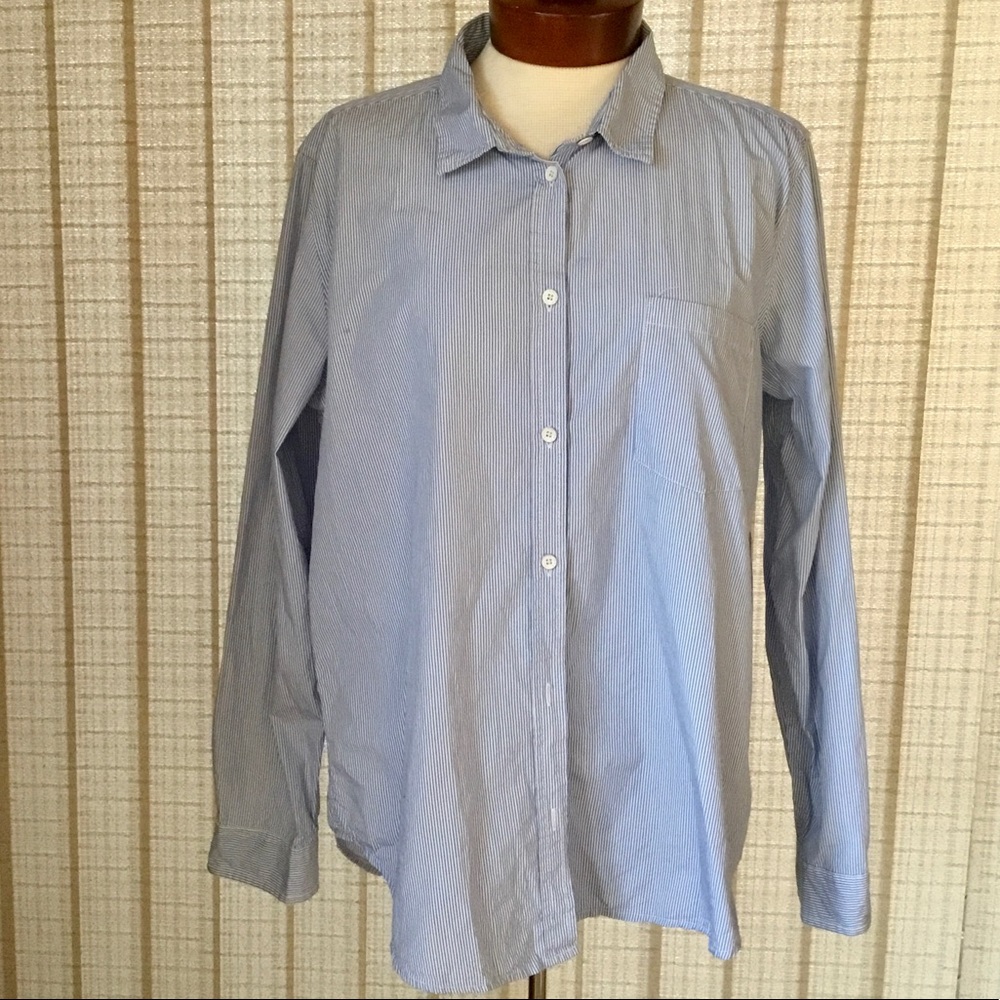 American Eagle Outfitters Prep Fit Button Down